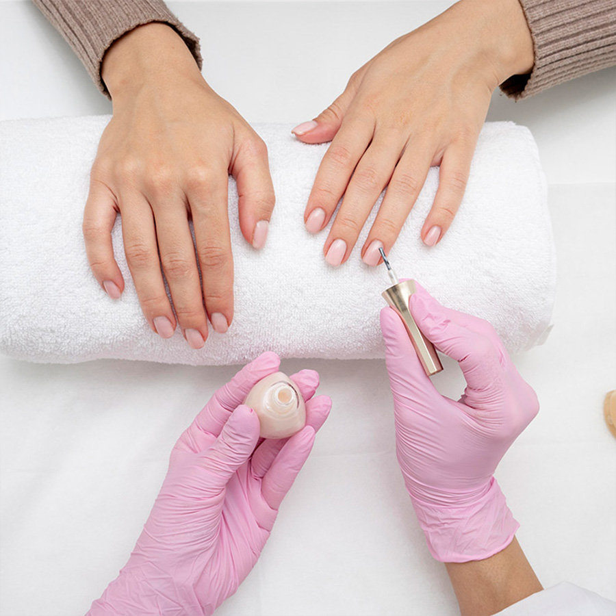 Polish Nails & Spa